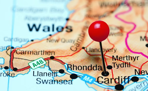 New Estyn template for school self-evaluation and improvement planning